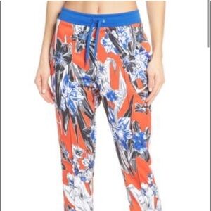 Nike Women's Sportswear athletic Game Royal Floral Track Pants